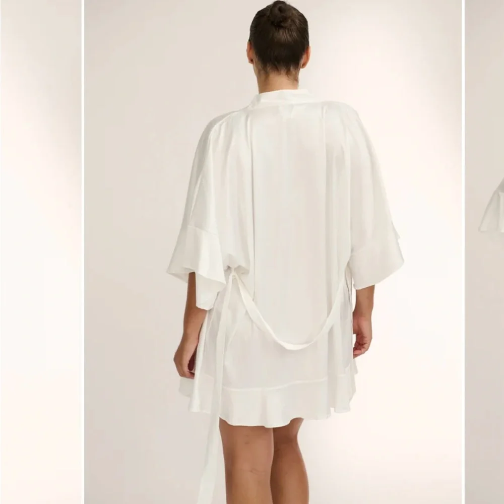 Bridal Robe - Picture 4 of 6